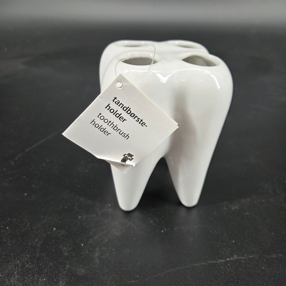 Flying Tiger Copenhagen White Ceramic Molar Tooth Toothbrush Holder 4 Slot NEW